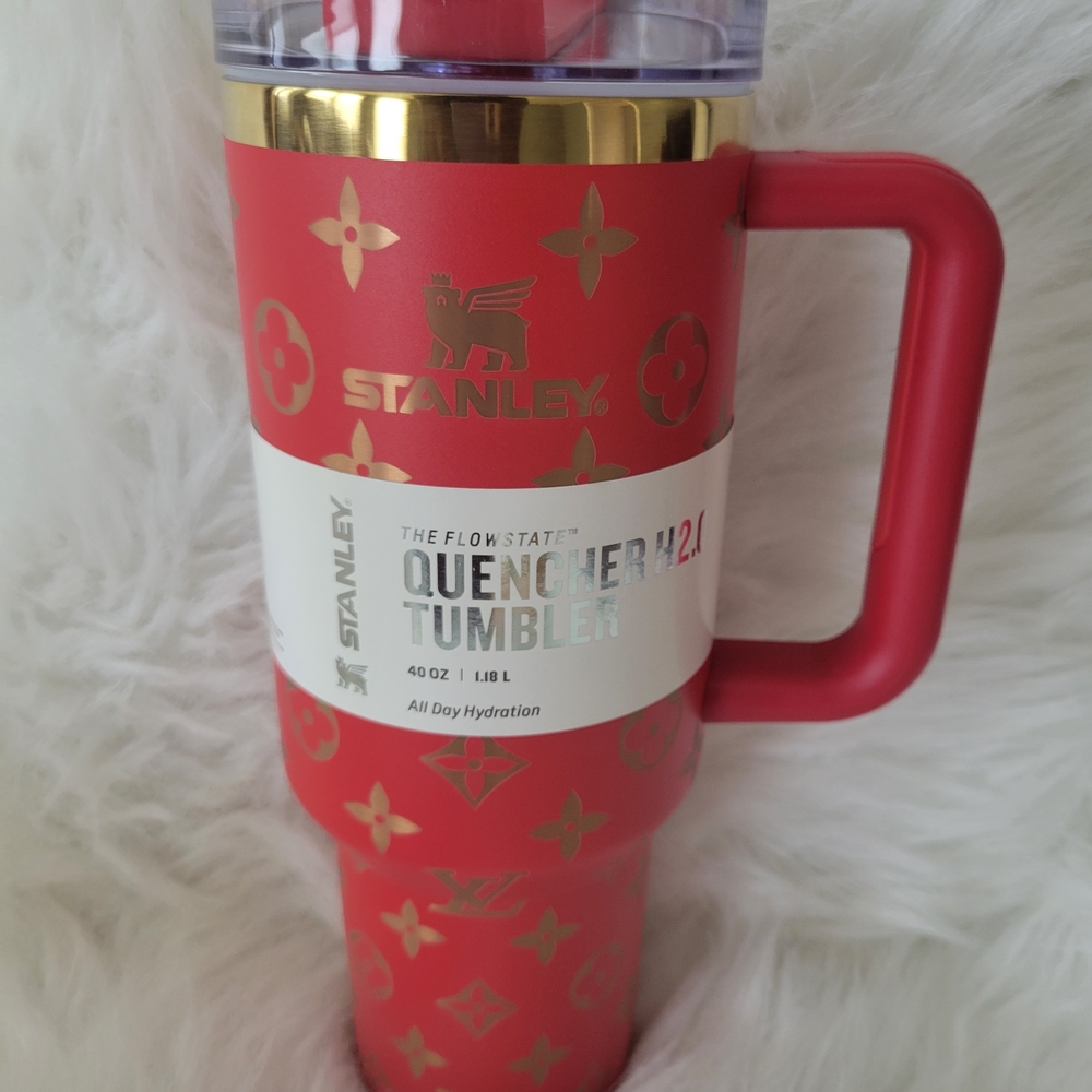 Stanley Red Quencher Tumbler